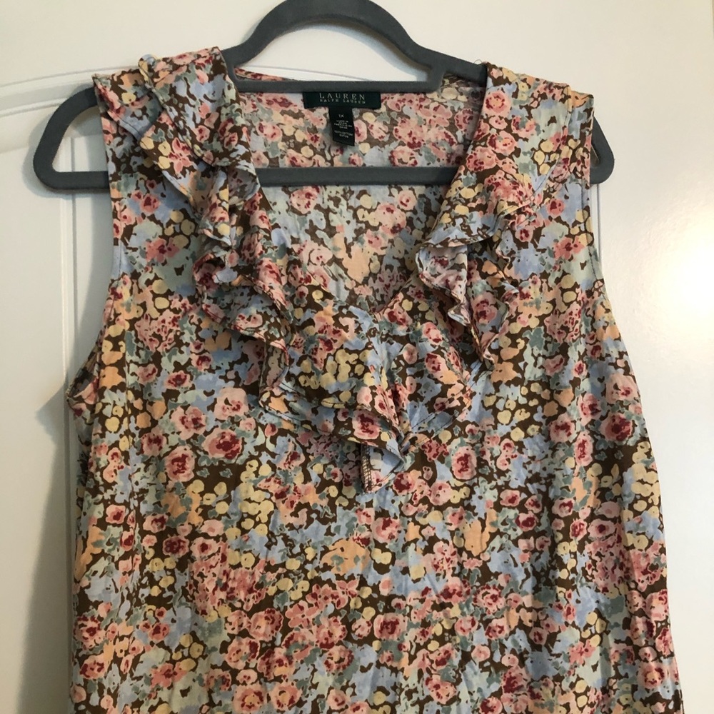 Ruffled sleeveless Ralph Lauren tank